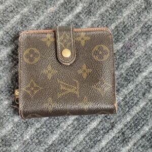 Louis Vuitton Monogram Wallet